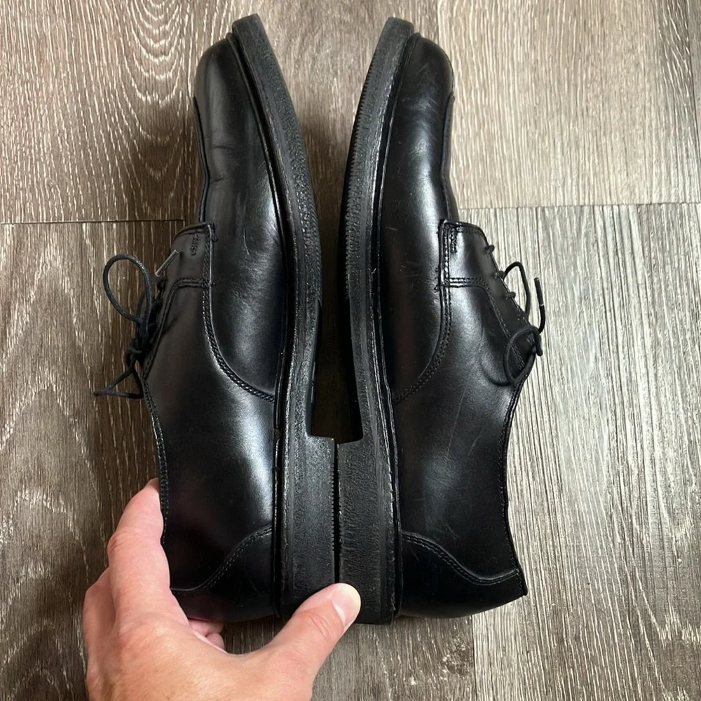 Allen Edmonds - Picture 6 of 17
